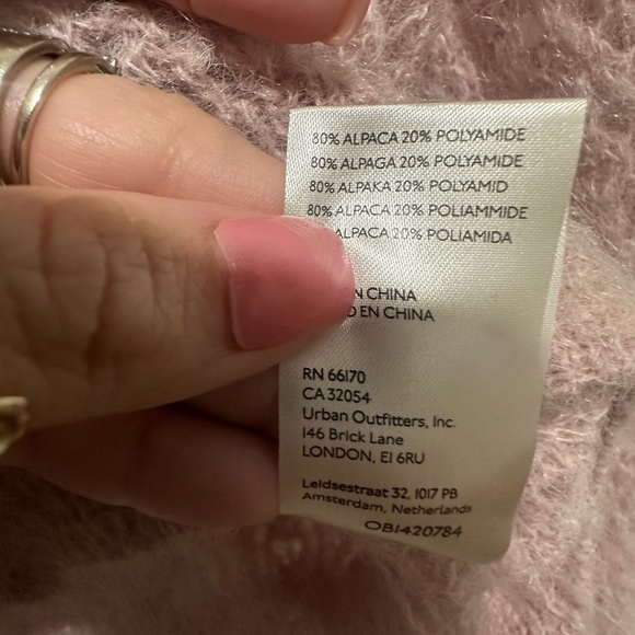 FREE PEOPLE Crochet Amelia ALPACA bland cardigan in Mauve Moon Oversized Size M - Picture 3 of 4